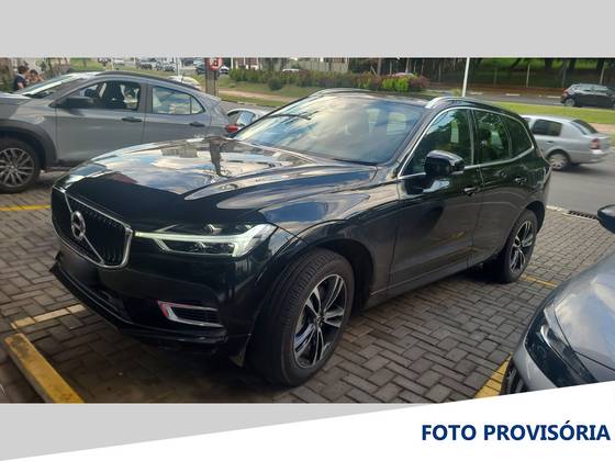 VOLVO XC60 2.0 T8 HYBRID MOMENTUM AWD GEARTRONIC